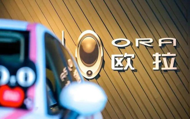 FB体育官方网站-利沃诺主场逆转，终结失利颓势