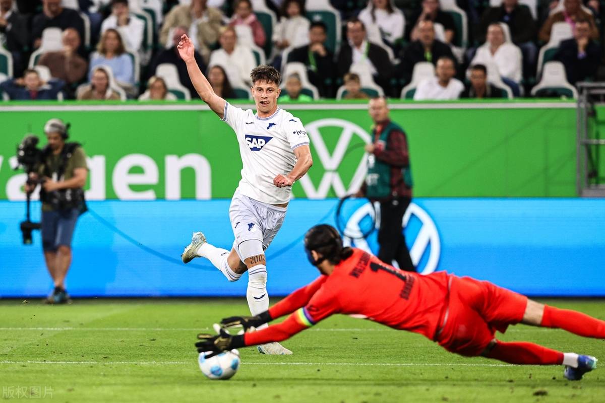 FB体育官网-霍芬海姆胜出保级大战，获得重要胜利