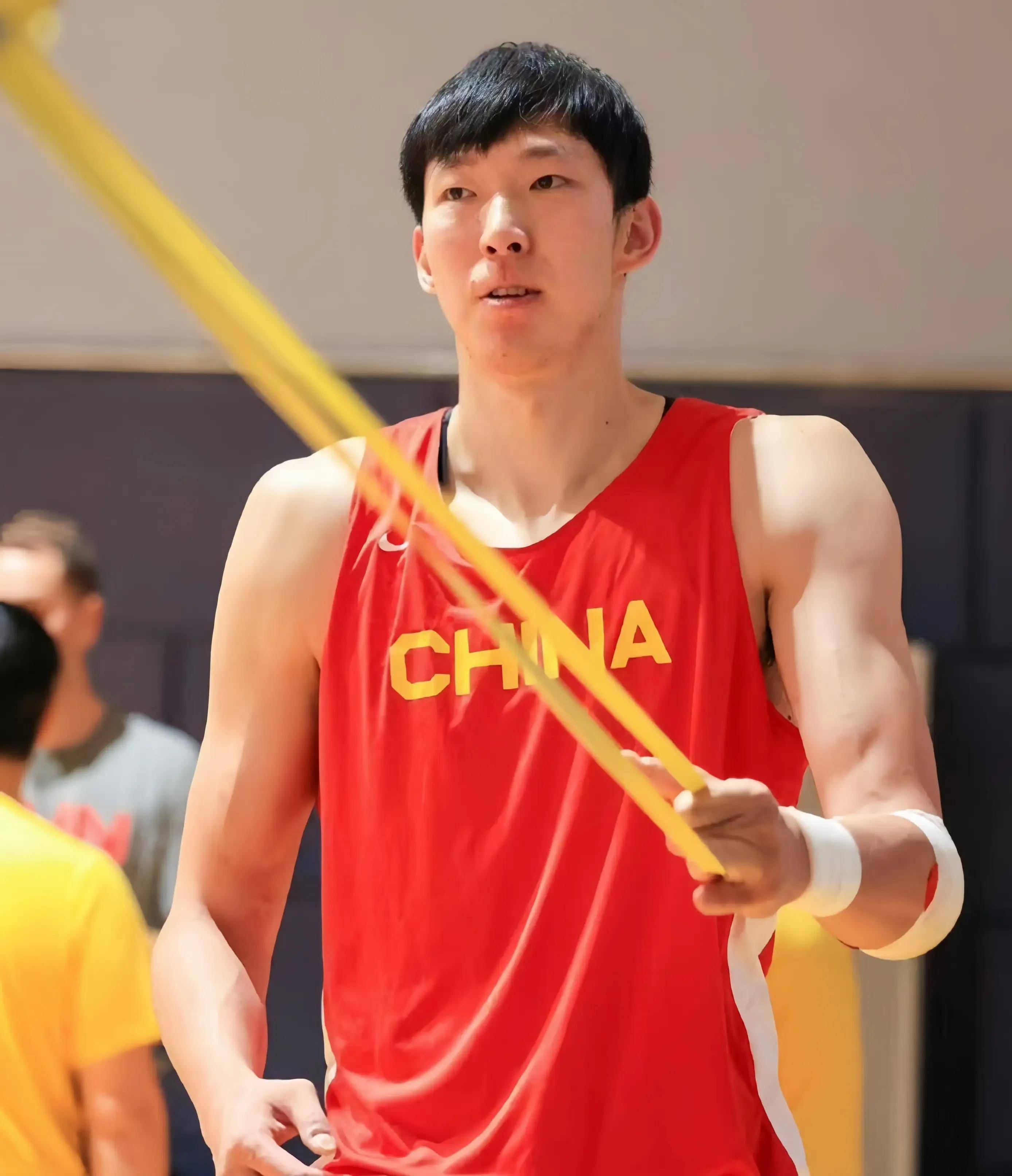 FB体育官方网站-篮球职业联赛即将打响，球星们精彩表现引关注