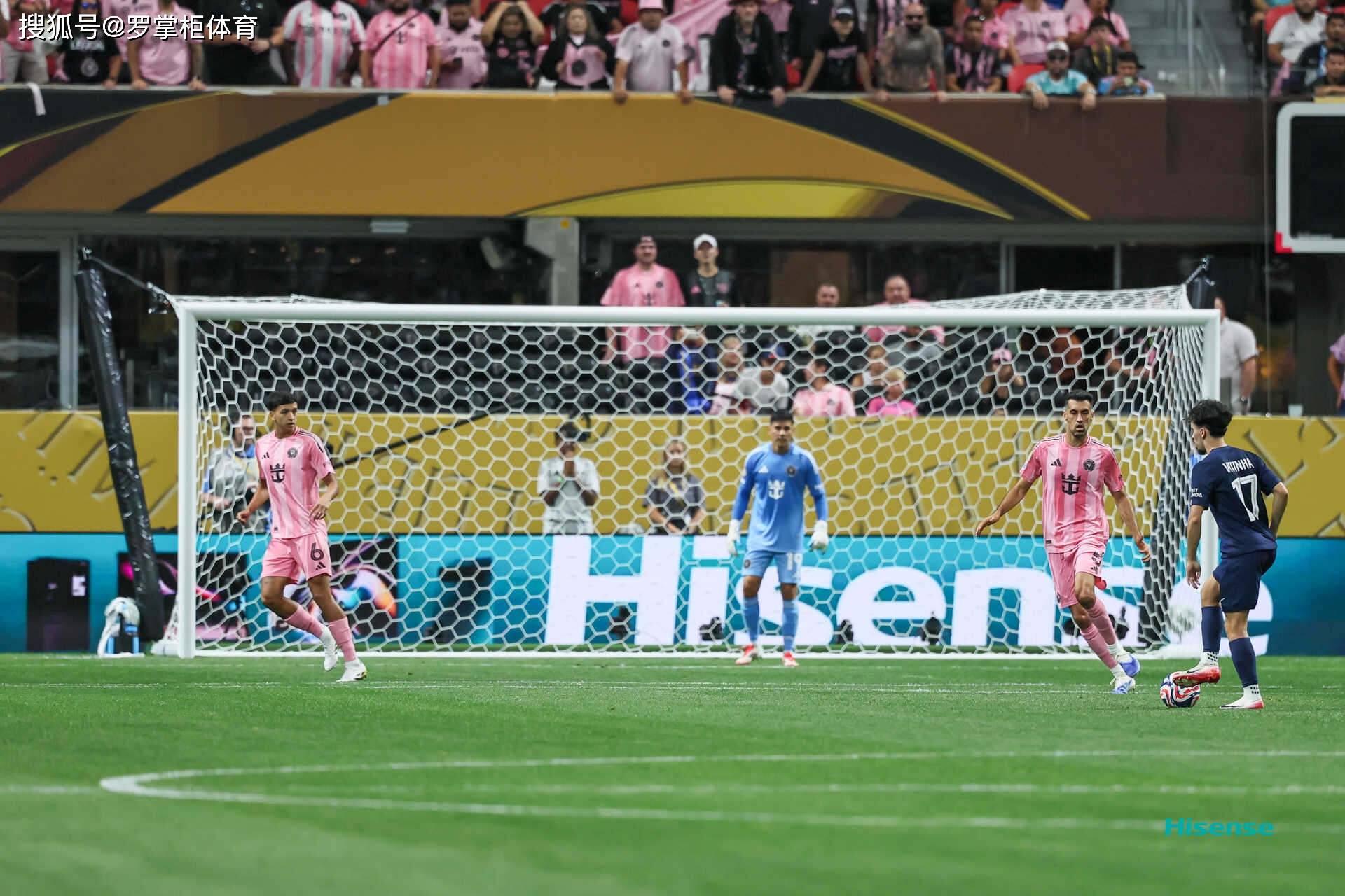 FB体育平台-巴黎圣日耳曼主场大胜，梅西梅开二度助球队轻取尤文图斯