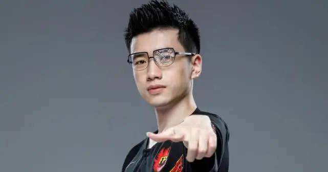 FB体育平台-战队战绩盘点，备战始终兢兢业业