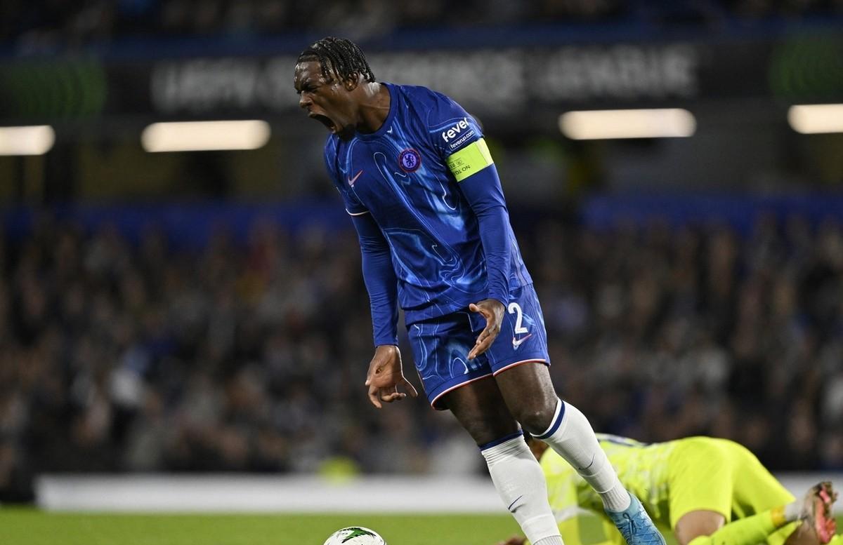 FB体育-切尔西狂胜对手，赢得球迷掌声