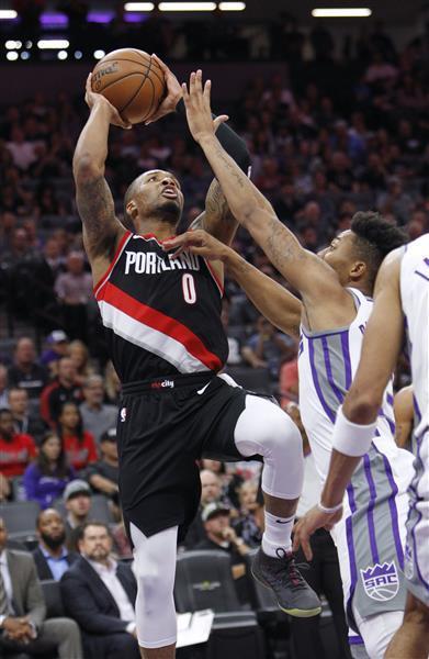 FB体育官方网站-开拓者大胜黄蜂，利拉德统治比赛