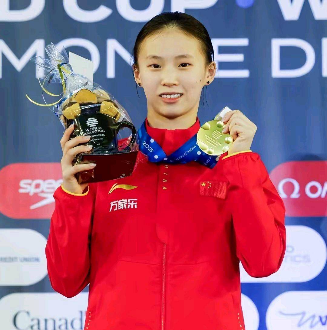 FB体育-韩国跳水选手实力突出，夺得女子双人十米台冠军