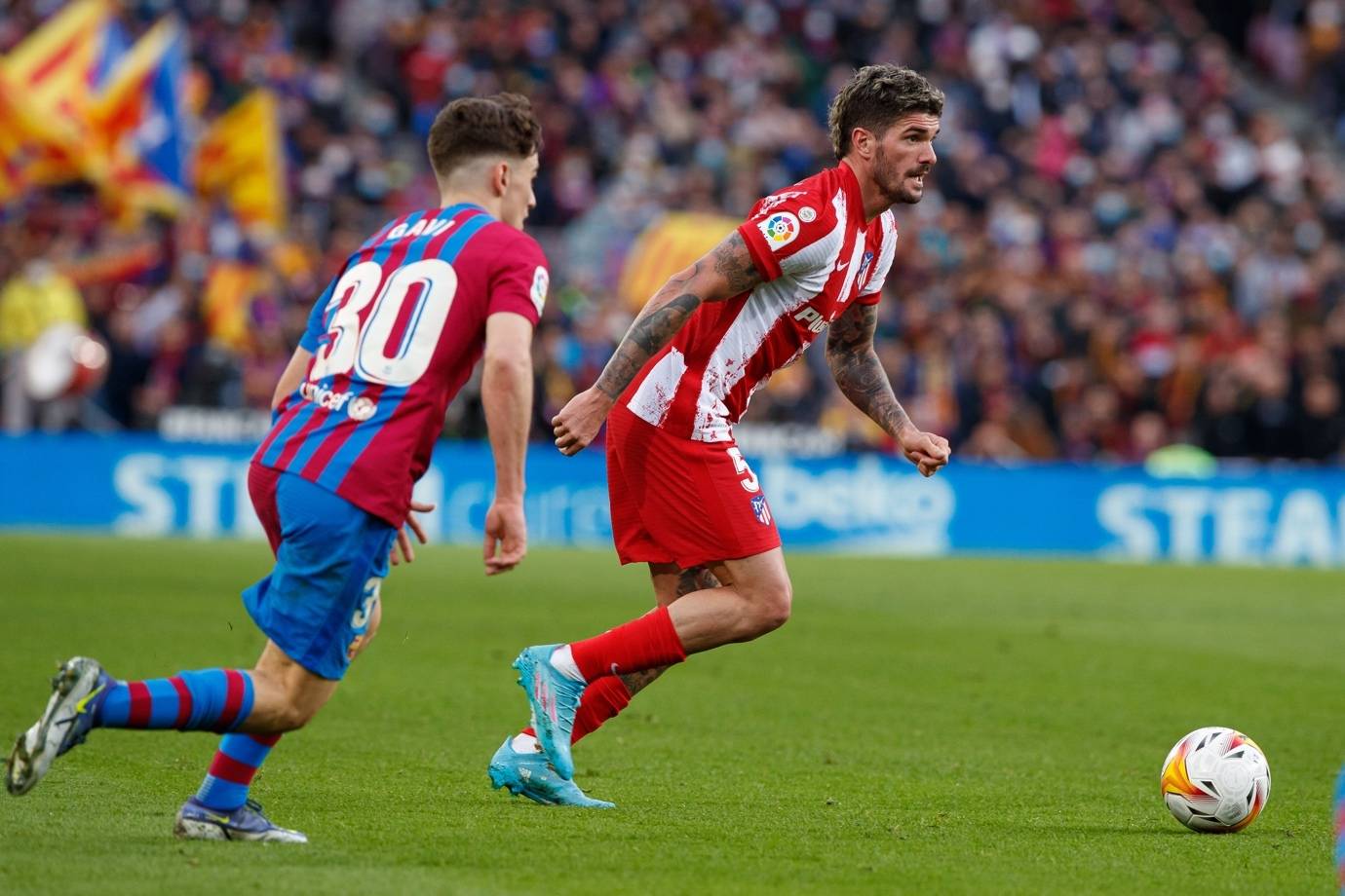 FB体育官网-马德里竞技攻守均衡，竞争激烈