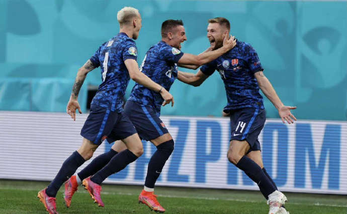 FB体育-瑞典队力克斯洛文尼亚，夺得胜利