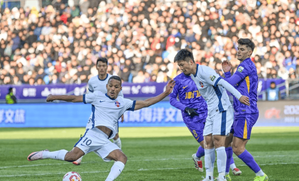 FB体育官网-切沃主场逼平继续寻找突破口