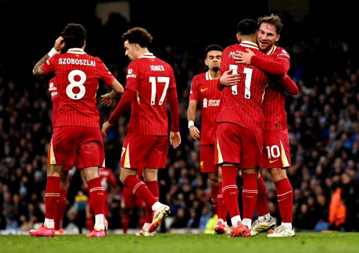 FB体育官方网站-利物浦客场逆转，曼城高冷取胜