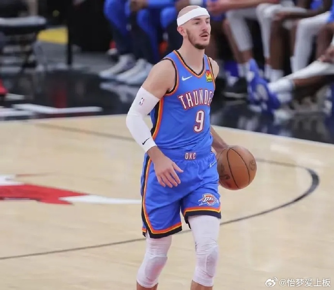 FB体育官方网站-雷霆不敌马刺连败三场，主帅面临压力