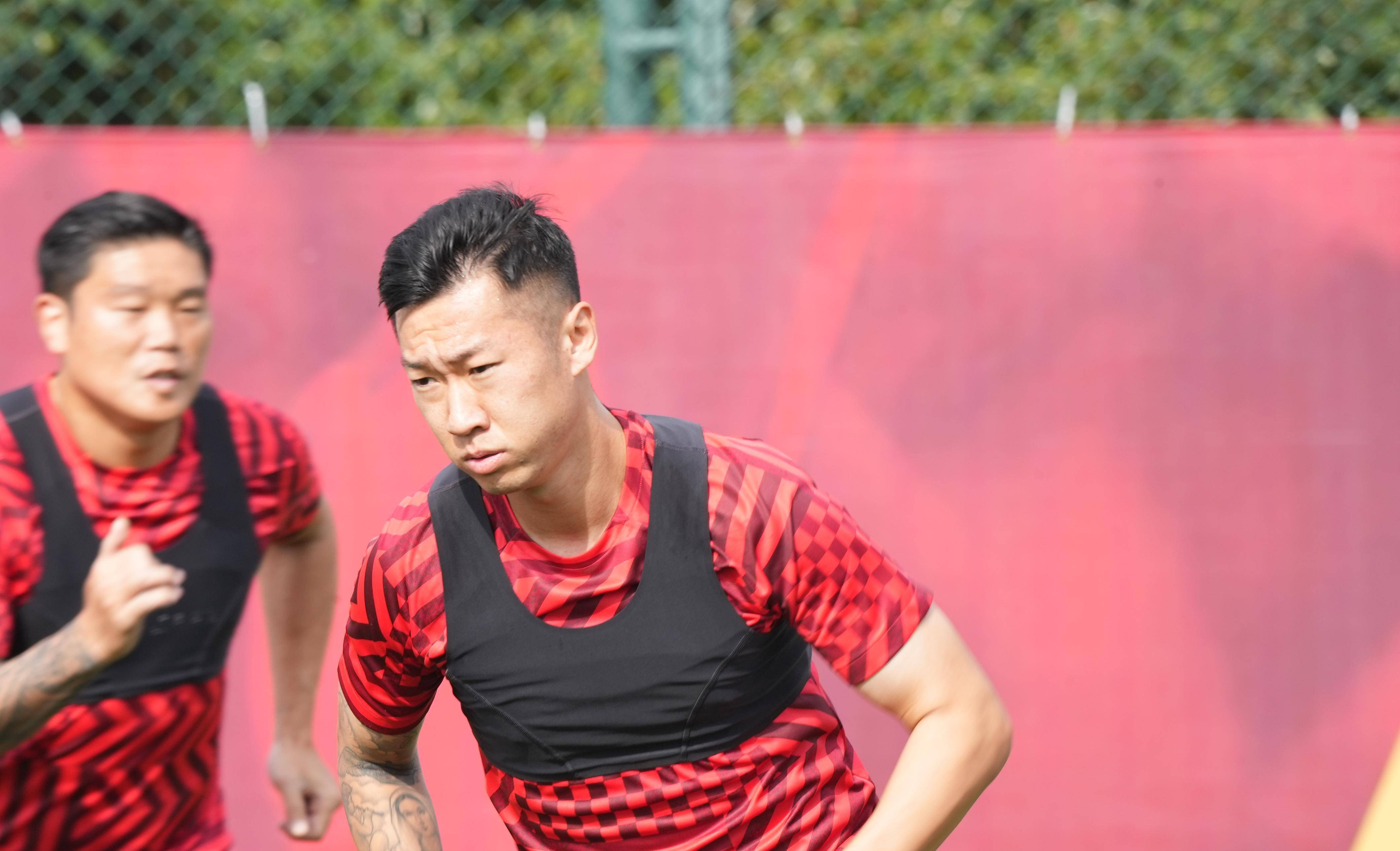 FB体育官网-马竞助教谈球队战术，旨在全面提升