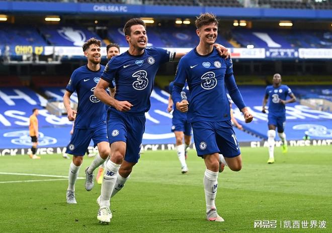 FB体育平台-法兰克福取得连胜，士气高涨积极备战