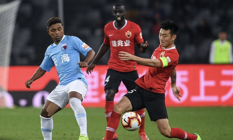 FB体育官网-富力主场胜华夏，脱离降级区，积分上升