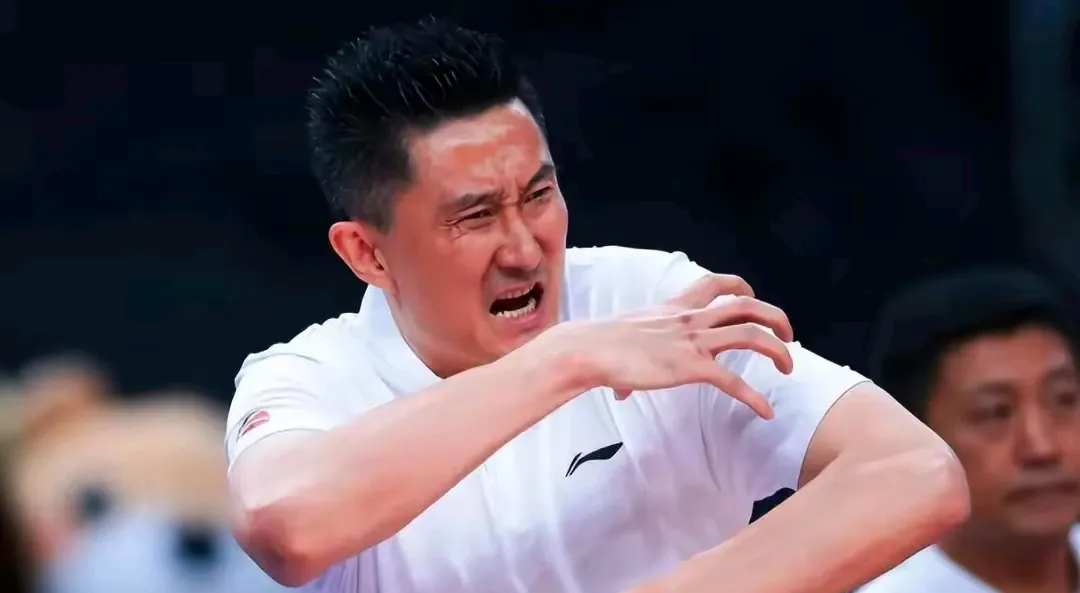 FB体育官网-河北男篮主教练总结比赛，瞄准胜利