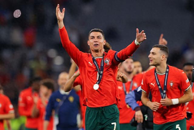 FB体育官方网站-葡萄牙球队在欧洲赛事中表现出色