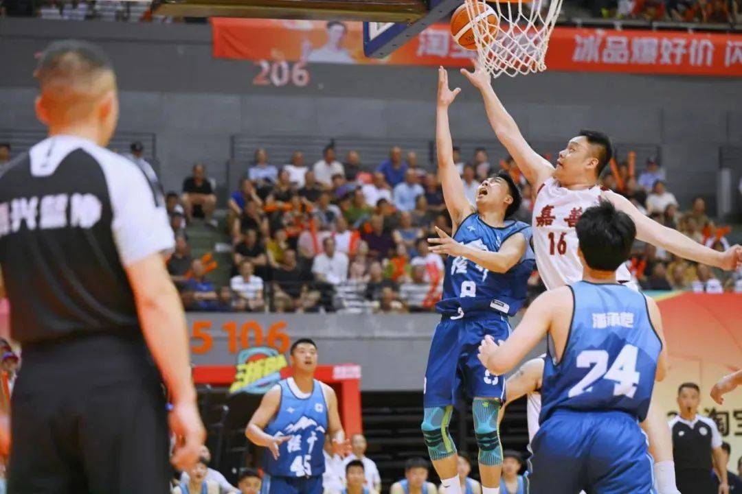 FB体育官方网站-雷加利斯壮志凌云，逆转比分取胜