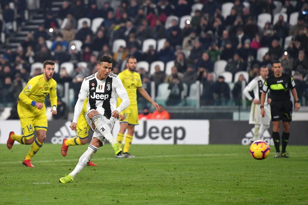 FB体育平台-尤文图斯主场大胜切沃，赢得关键三分