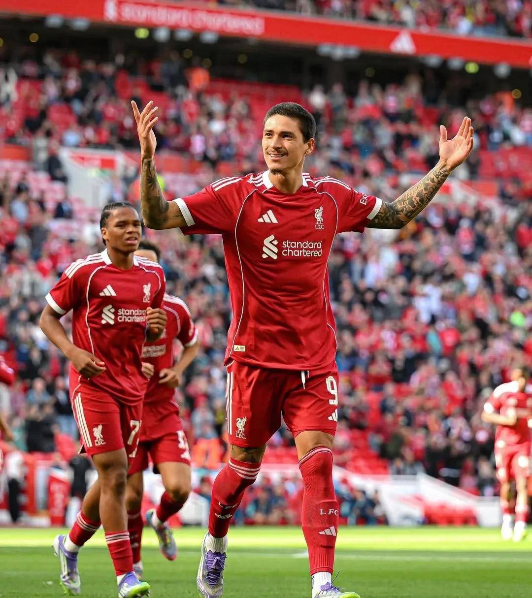 FB体育平台-利物浦队员受伤状况引发担忧