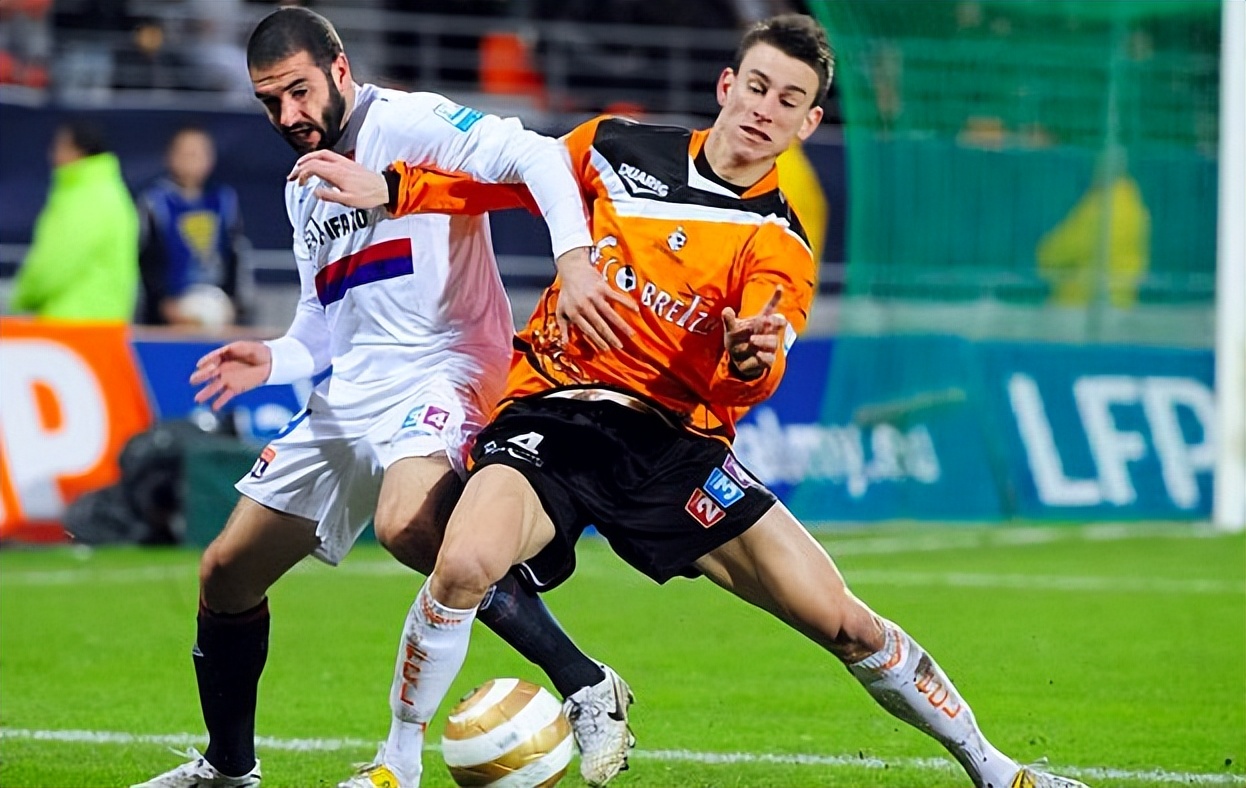 FB体育官网-洛里昂客场失利,保级压力再次加重