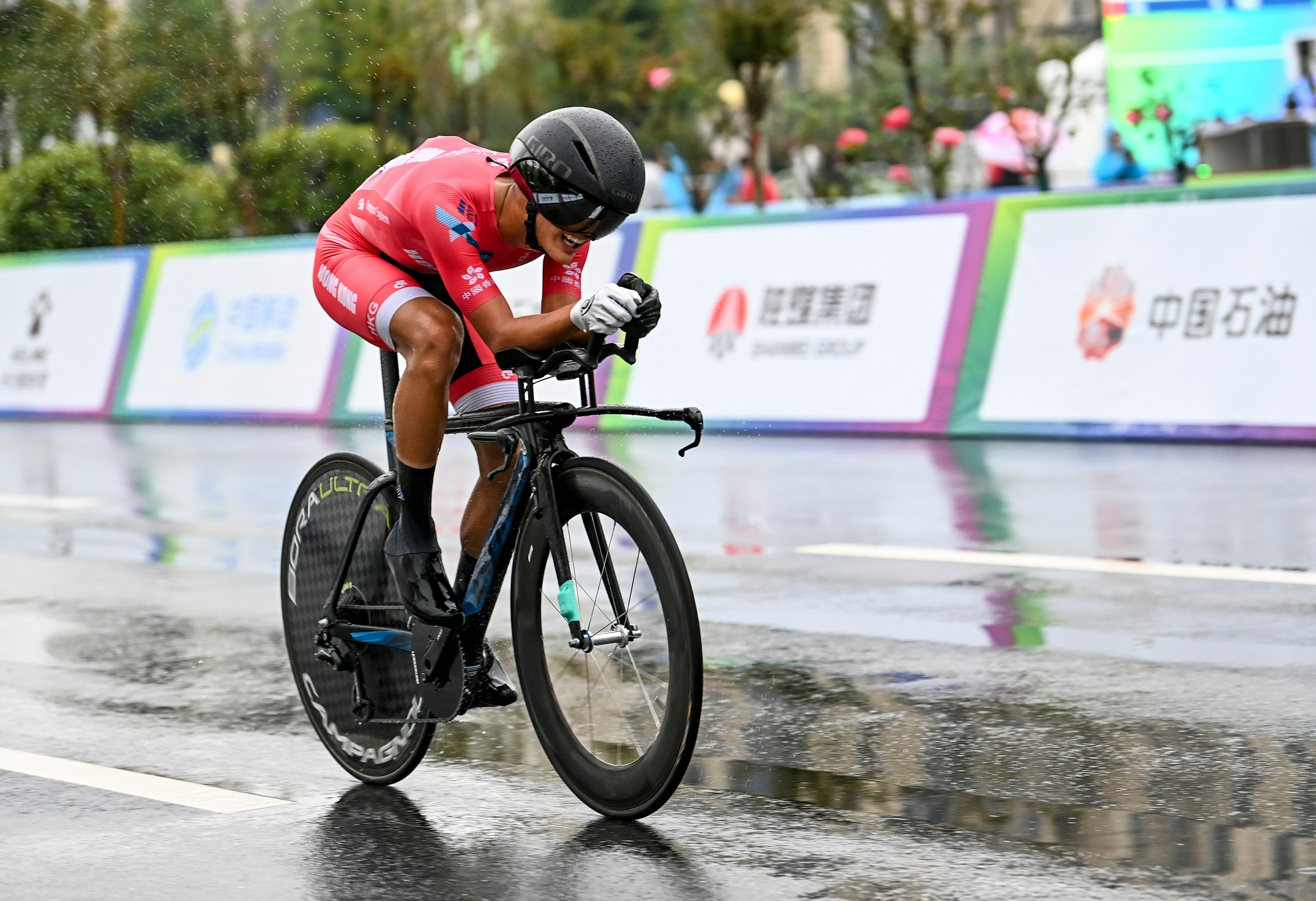 FB体育-荷兰女子自行车选手刷新个人最佳